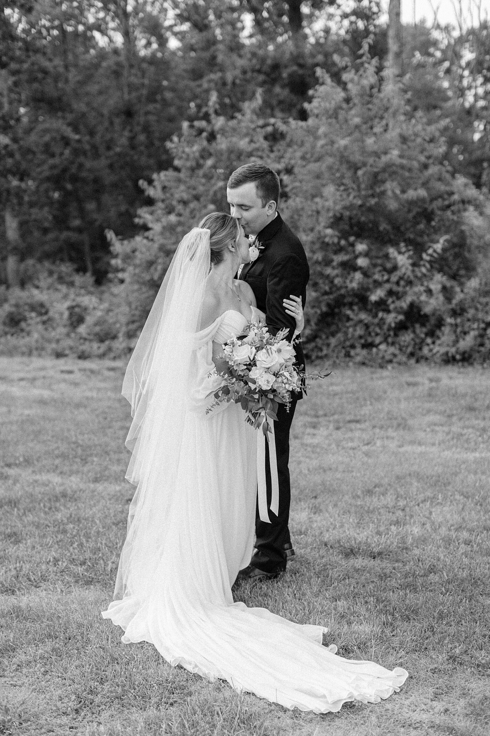 romantic black and white wedding portrait