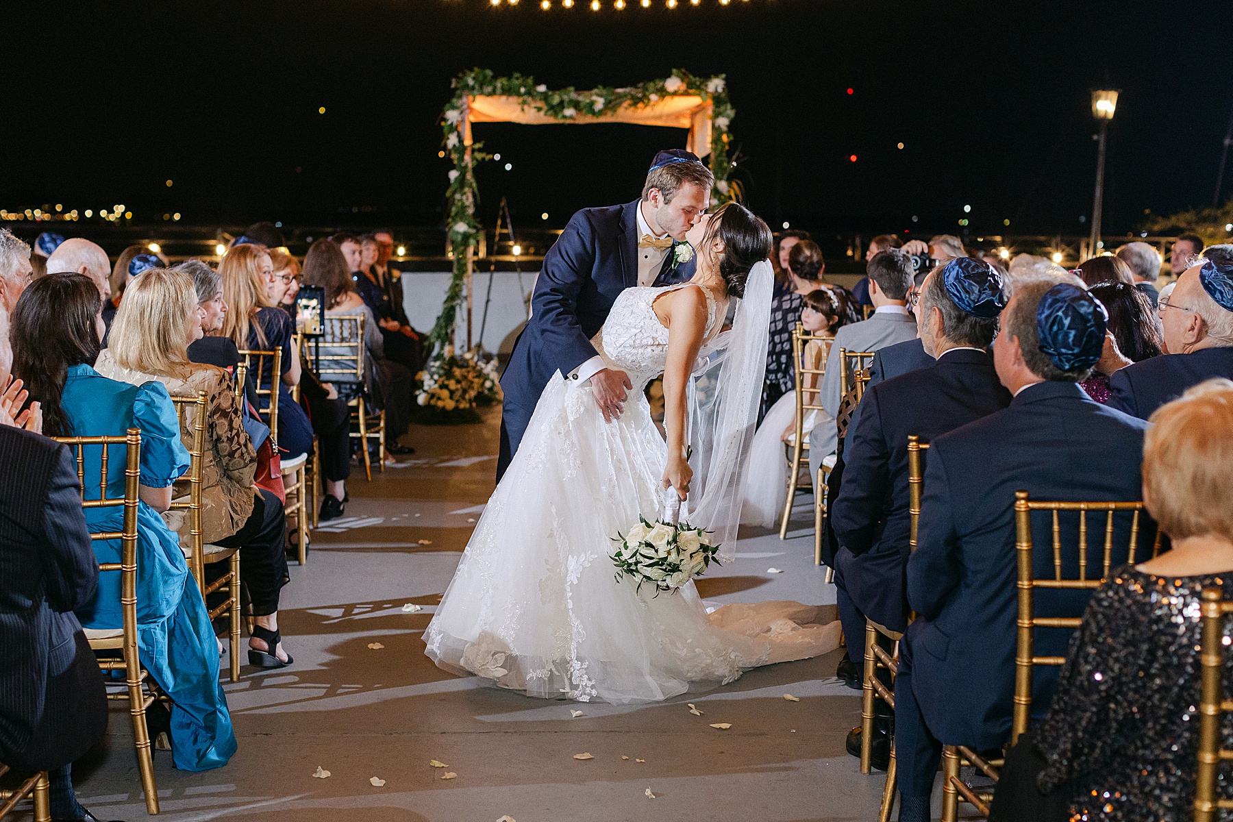 annapolis waterfront hotel nighttime ceremony jewish wedding