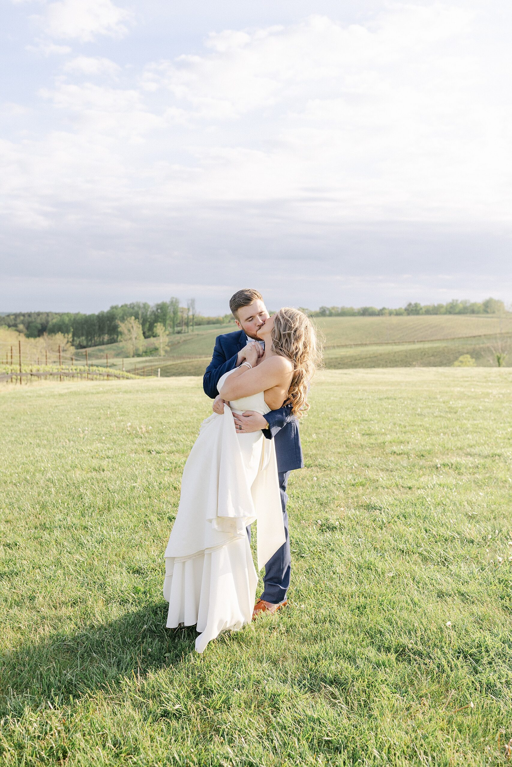 vineyard wedding leesburg photographer