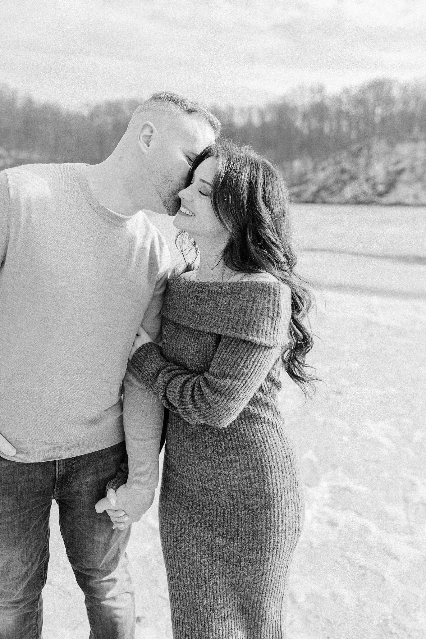 Lake Linganore Engagement Photography