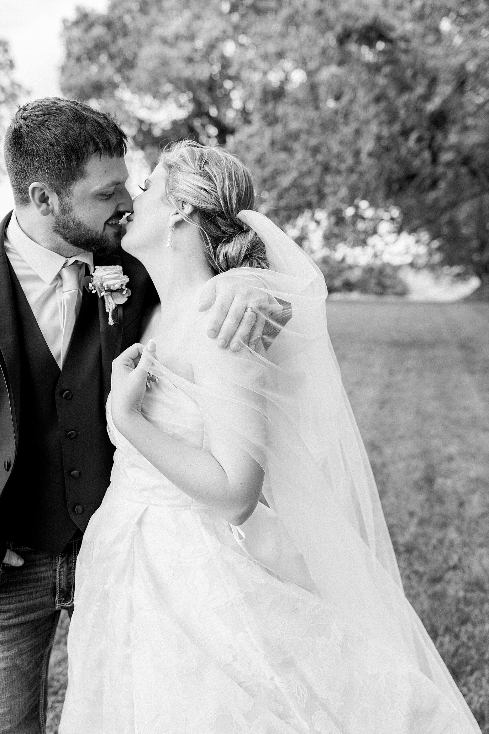 romantic wedding day sunset portraits