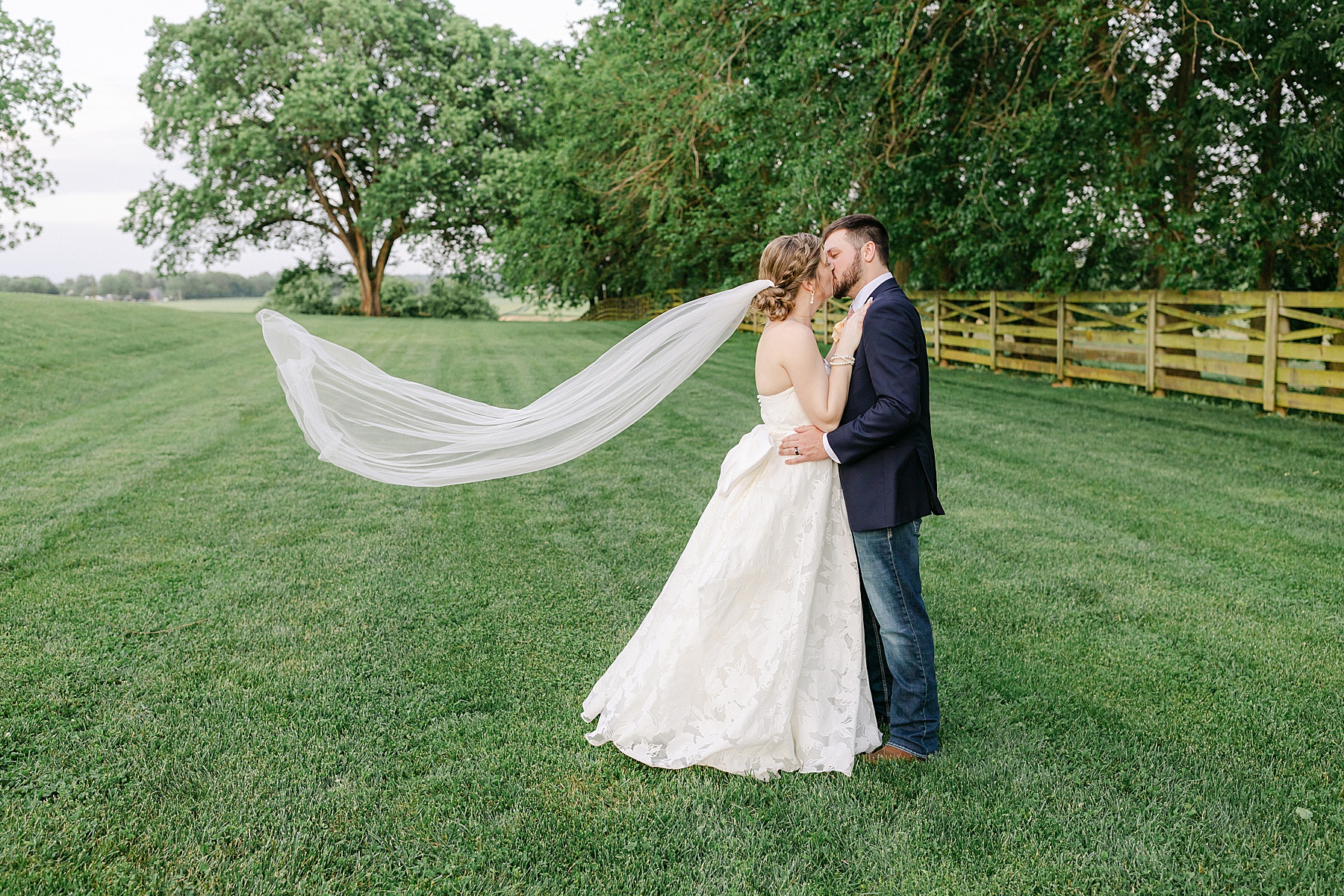 floating veil bride groom portraits