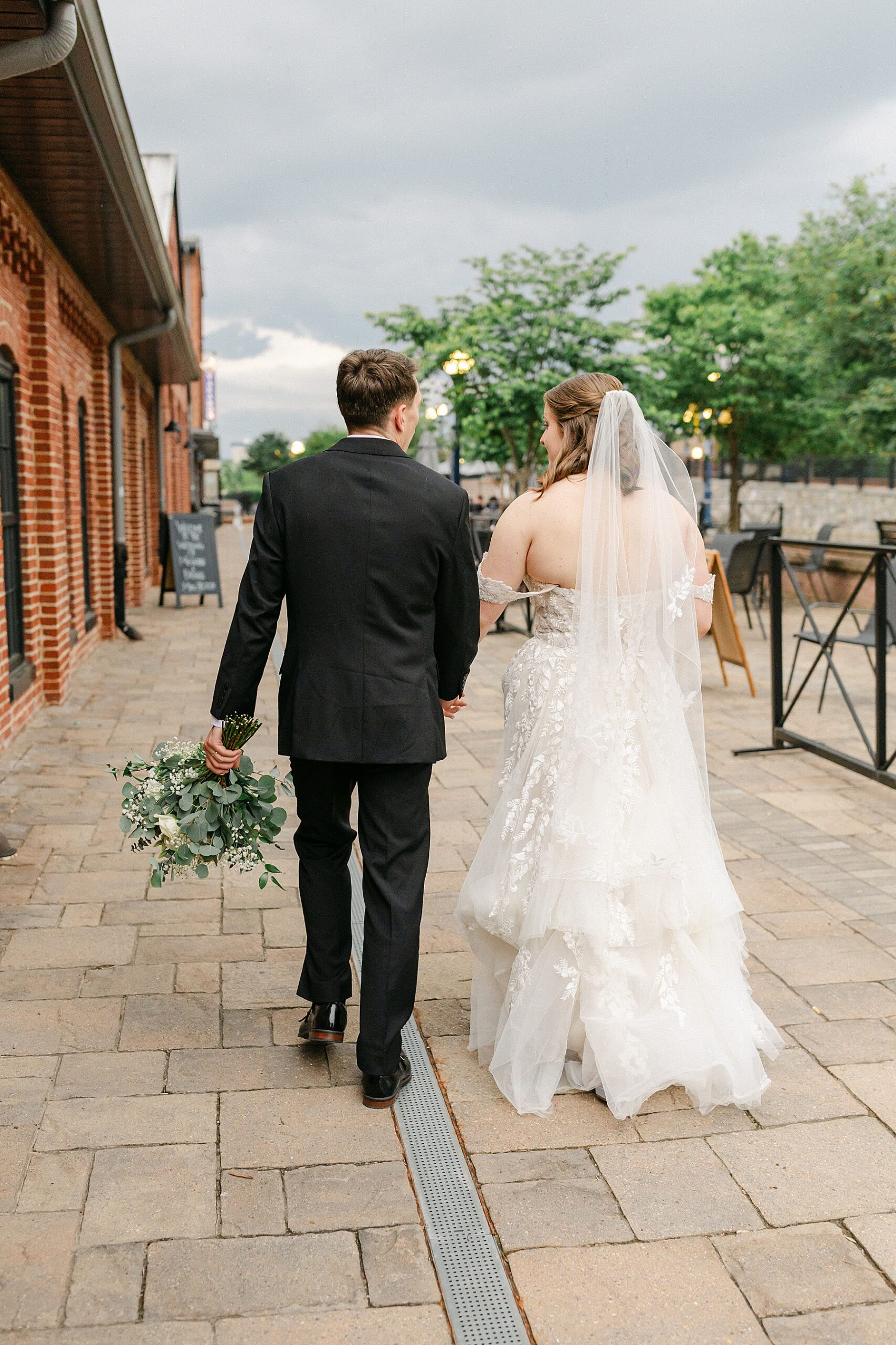 carroll creek downtown frederick wedding