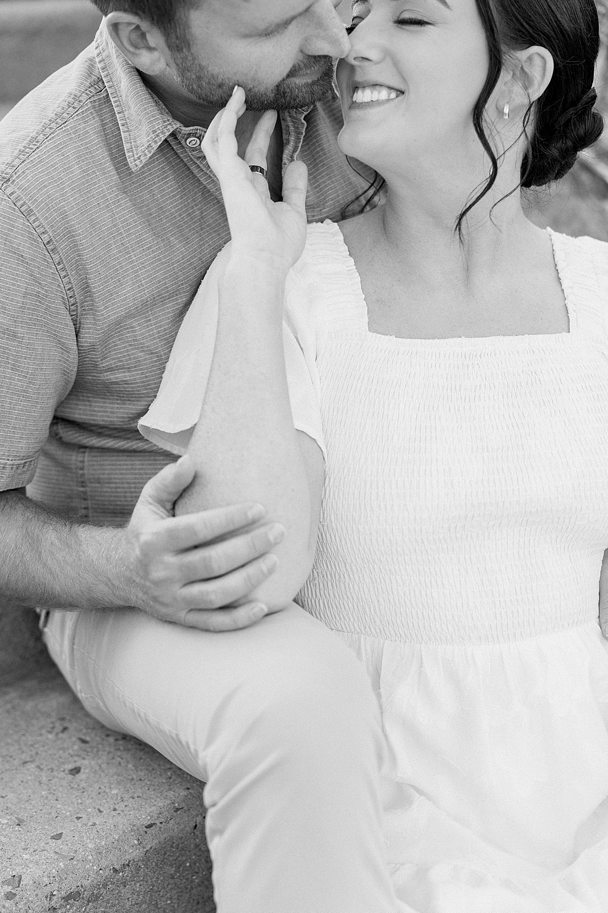 Golden hour couple portraits Baker Park pond Frederick Maryland engagement session — Brittany Thomas Photography