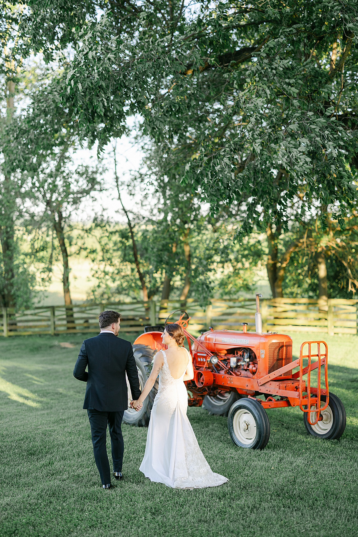 vintage tractor farm wedding walkers overlook brittany thomas photographer frederick md wedding